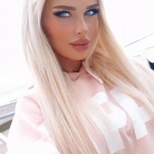                     MissElla                
