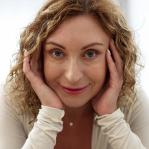                     Celine_lookingforyou                