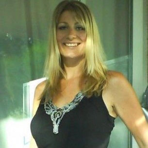                     SelinaS                