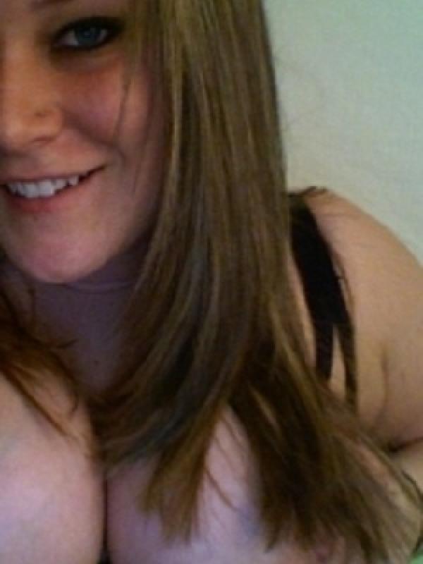 Nickie25